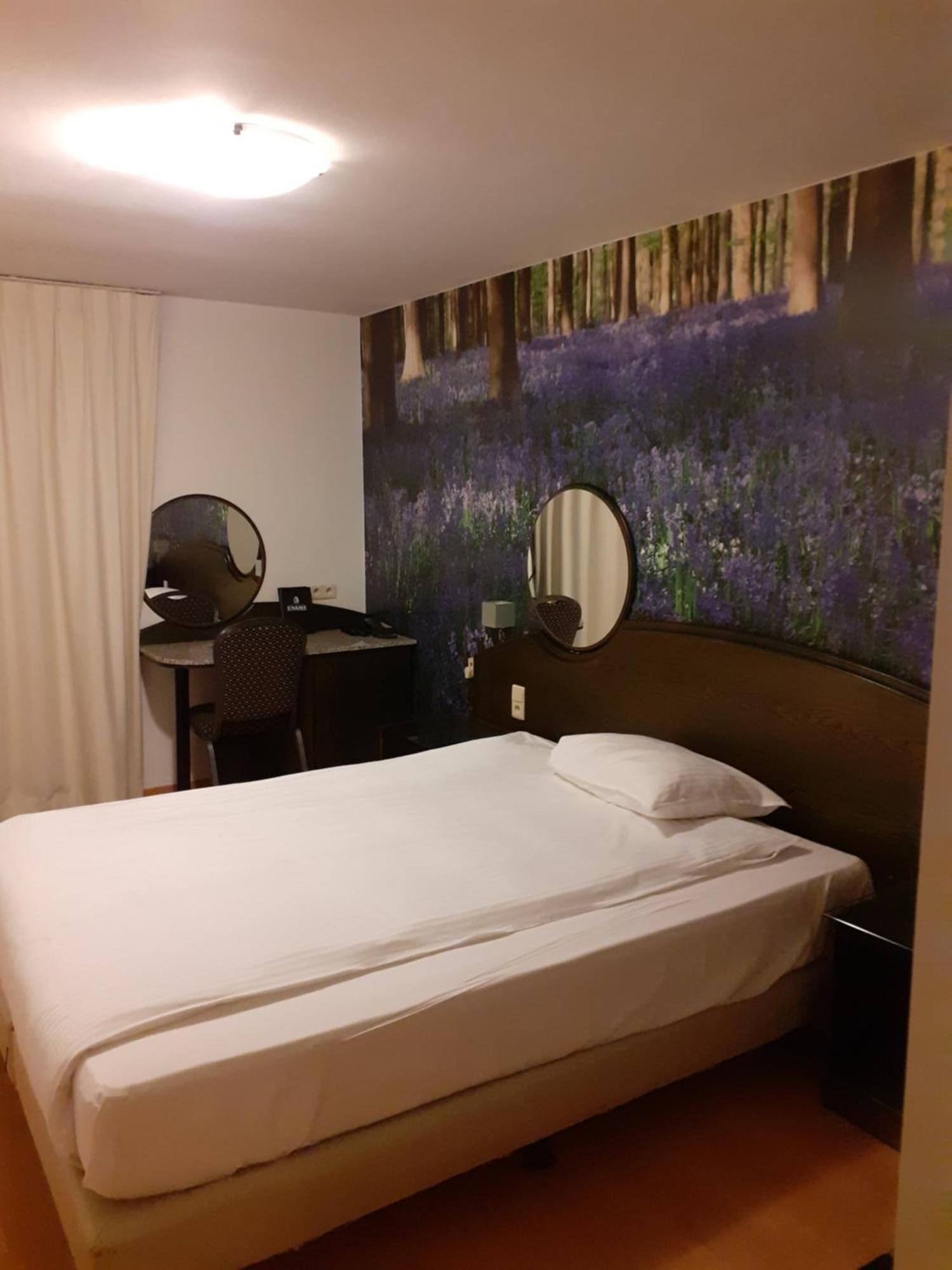 Alsput Hotel ฮาลเลอ ภายนอก รูปภาพ